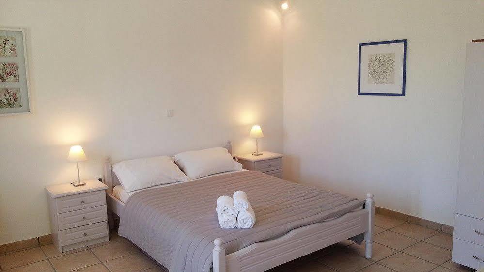 Letos Villas جايوس المظهر الخارجي الصورة